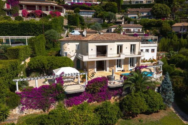 Vente Villa de luxe Vallauris 6 Pièces 224 m²