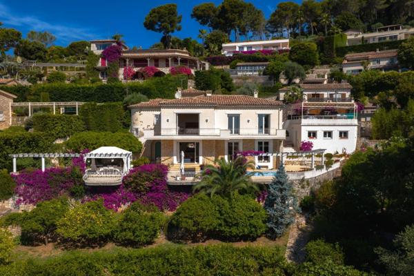 Vente Villa de luxe Vallauris 6 Pièces 224 m²