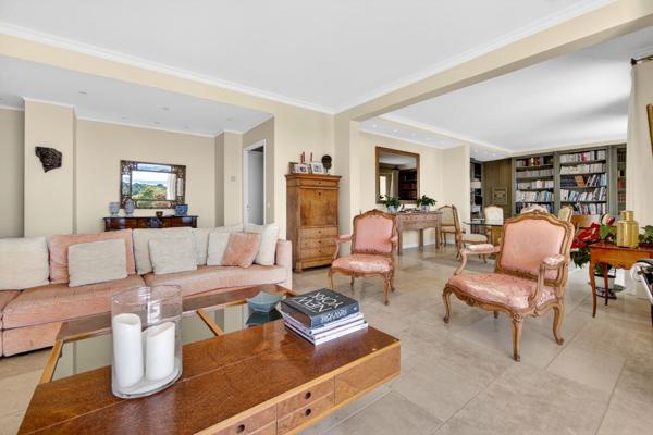 Vente Villa de luxe Vallauris 6 Pièces 224 m²