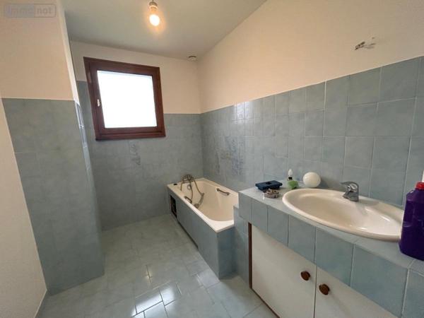 Maison à louer à Montracol dans l'Ain (01310), ref : 01065-L387