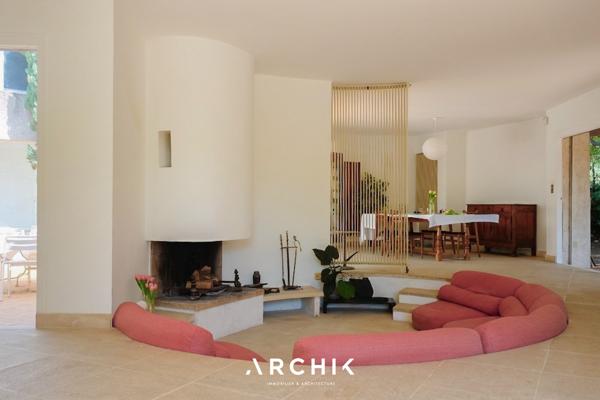 AGORA