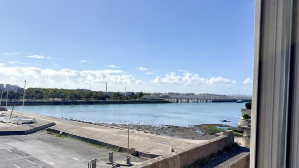 EXCLUSIVITÉ « Maison LA ROCHELLE » 799 000 € FAI* MAISON ATYPIQUE - VUE MER