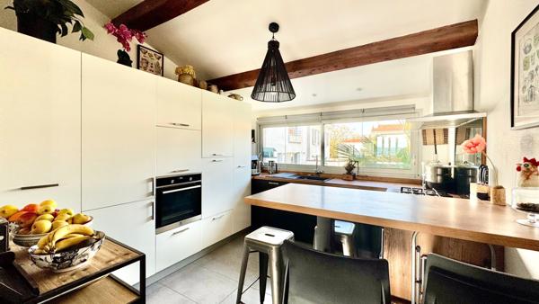 EXCLUSIVITÉ « Maison LA ROCHELLE » 799 000 € FAI* MAISON ATYPIQUE - VUE MER