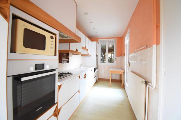 Maison à louer 5 pièces TENCE (43)