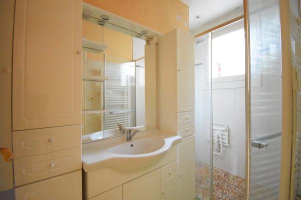 Maison à louer 5 pièces TENCE (43)