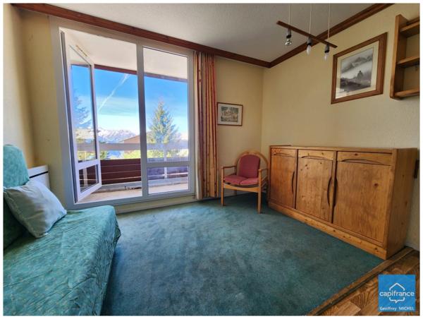 Appartement T2 à vendre – Alpe d’Huez secteur Passeaux / Éclose – 27 m² – exposition Sud – retour skis aux pieds