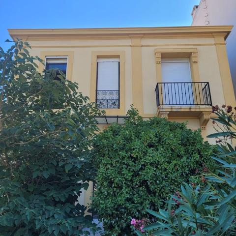 Marseille (13007) SECTEUR PRIVILEGIE 7ème BELLE MAISON DE MAITRE T4 + Grand T2 indépendant