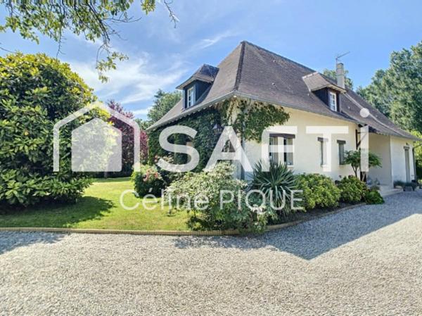 Maison de 9 pièces avec grand jardin, bois et rivière