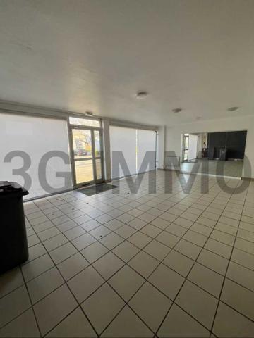 Location / Local Commercial