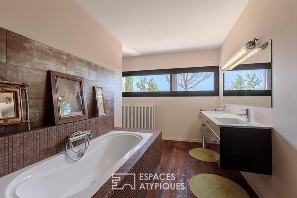 Maison d’architecte et son logis indépendant avec panorama d’exception