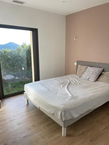 Maison de type 5 récente de 127m² avec garage indépendant