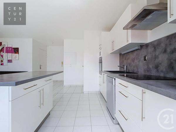 Appartement F3 à vendre  3 pièces - 65,07 m 2   TROYES  - 10