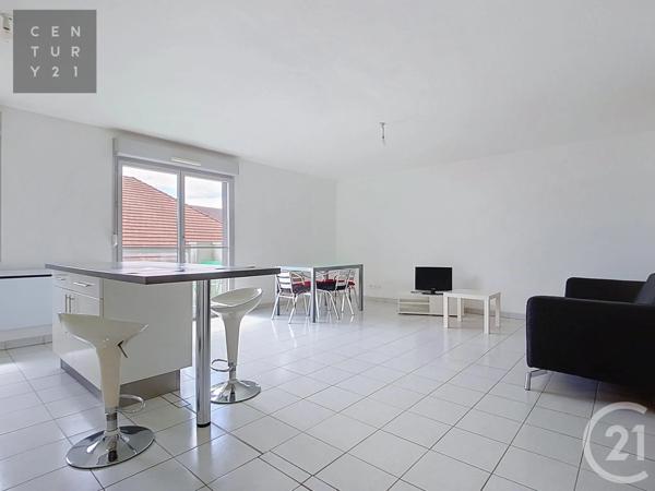 Appartement F3 à vendre  3 pièces - 65,07 m 2   TROYES  - 10