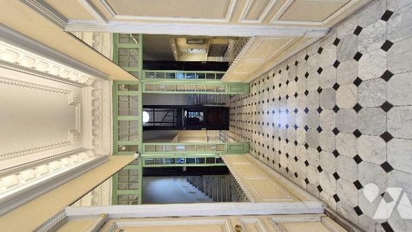 Secteur Square Mozart / Victor Hugo – Appartement de 2 Pièces avec balcon.