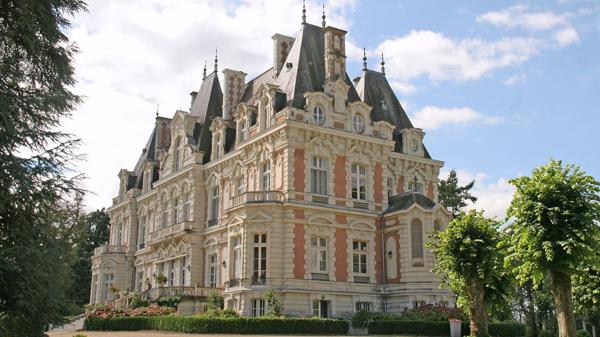 Magnifique château du XIXe siècle à vendre en Maine-et-Loire