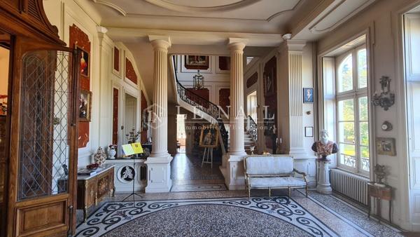 Magnifique château du XIXe siècle à vendre en Maine-et-Loire