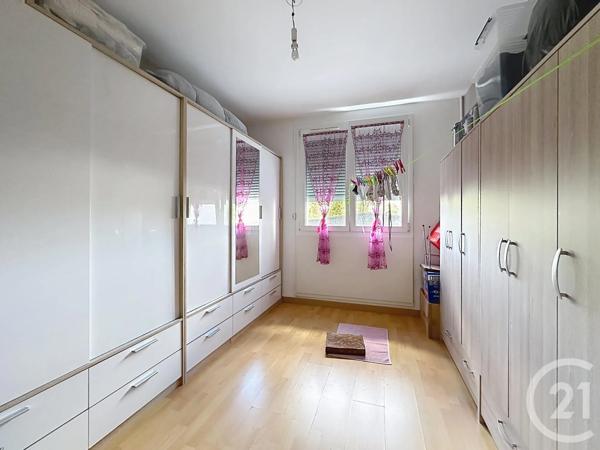 Appartement F4 à vendre  4 pièces - 80 m 2   TROYES  - 10