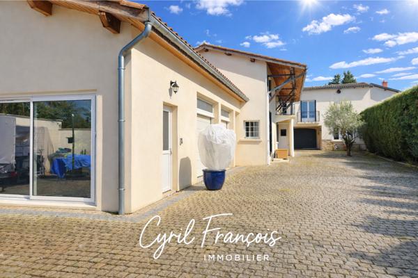 Maison 8 pièces - 210 m²