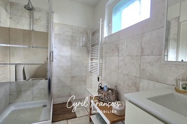 Maison 8 pièces - 210 m²