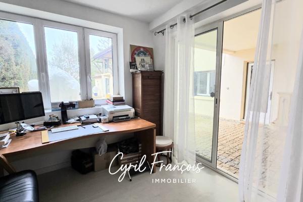 Maison 8 pièces - 210 m²