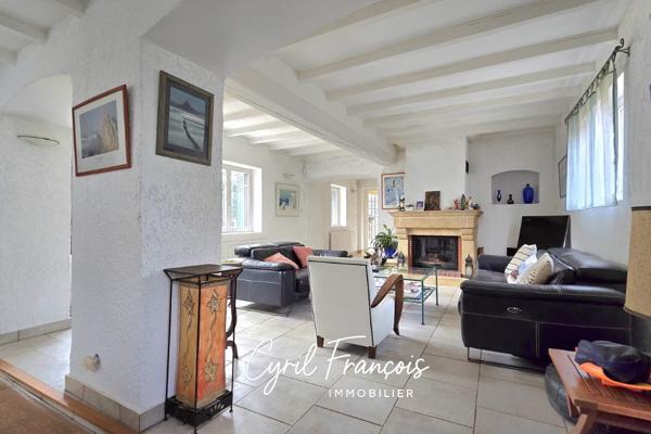 Maison 8 pièces - 210 m²