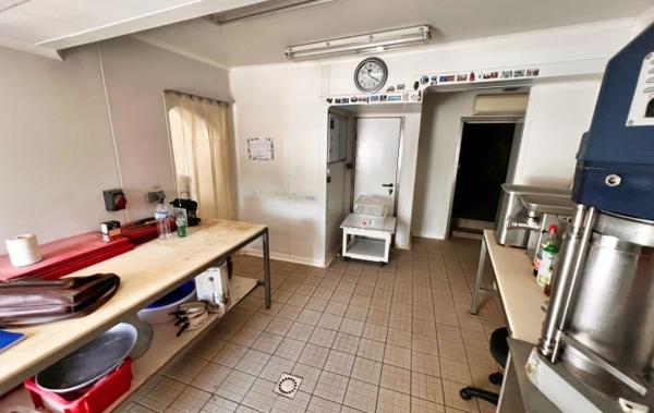 Vente Maison + garage Argeliers   