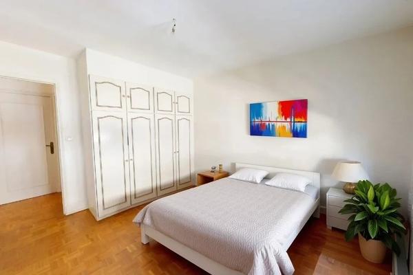 Appartement de 80m2 avec balcon en hyper centre