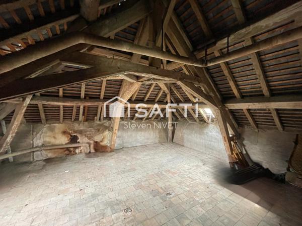 Maison de maître de 200 m² à Clion