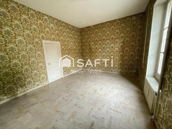 Maison de maître de 200 m² à Clion