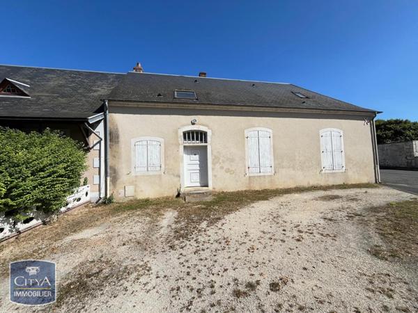 Location maison Moulins-sur-Yèvre (18390) 4 pièces 117m²