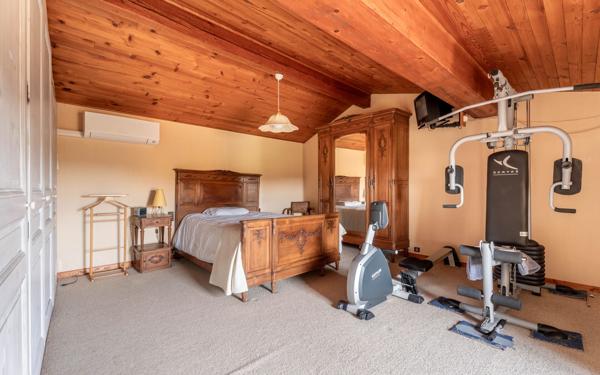 Maison à vendre    7 pièces • 193,14 m2 Saint-Germain-sur-l'Arbresle