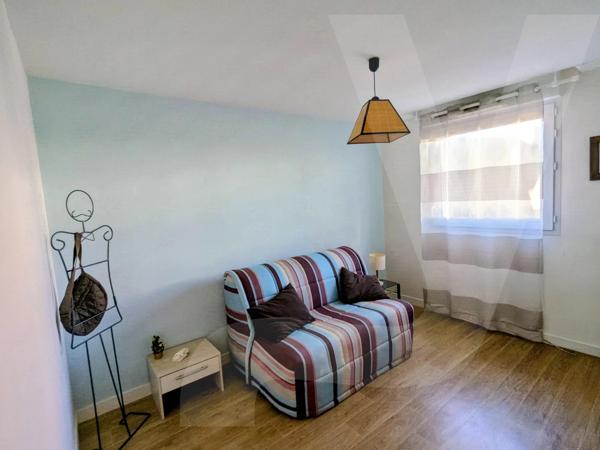 ORVAULT BOURG – APPARTEMENT T4 LUMINEUX – PIÈCE DE VIE 40 M² – TERRASSE 11 M² EXPOSÉE SUD – RÉSIDENCE 2016 – 2 STATIONNEMENTS - 44700 Orvault - Réf 295