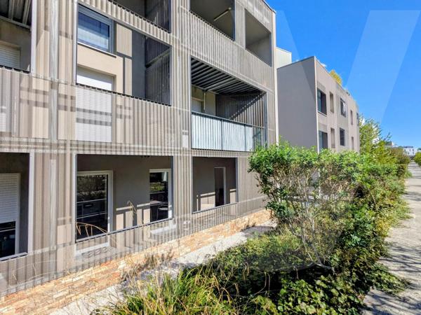ORVAULT BOURG – APPARTEMENT T4 LUMINEUX – PIÈCE DE VIE 40 M² – TERRASSE 11 M² EXPOSÉE SUD – RÉSIDENCE 2016 – 2 STATIONNEMENTS - 44700 Orvault - Réf 295