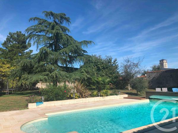 Maison à vendre  7 pièces - 305,47 m2 STE GEMME LA PLAINE - 85