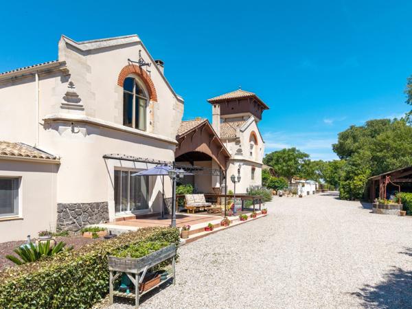 Vente Maison de luxe Agde 43 Pièces 850 m²