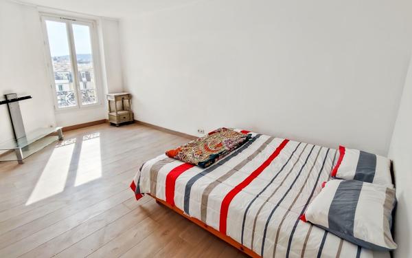 Appartement à vendre    2 pièces • 45 m2 Nice