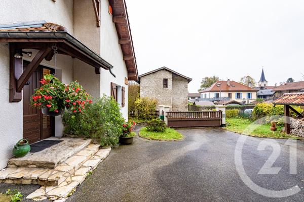 Maison à vendre  5 pièces - 124 m2 ECHIROLLES - 38