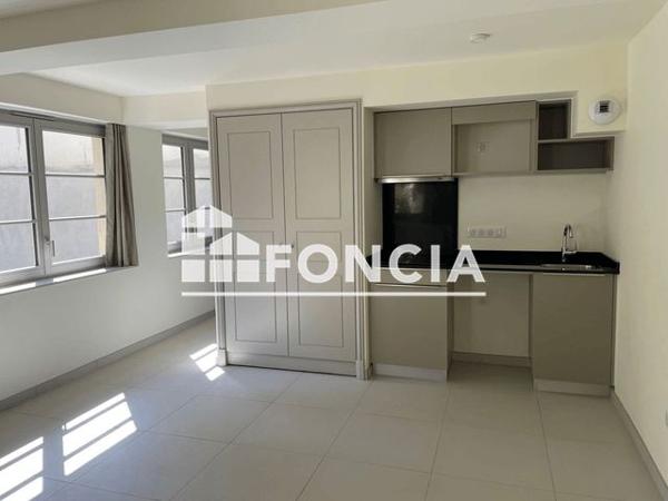 Location Studio 27.51 m² - 63 RUE THENARD Mulhouse 68100