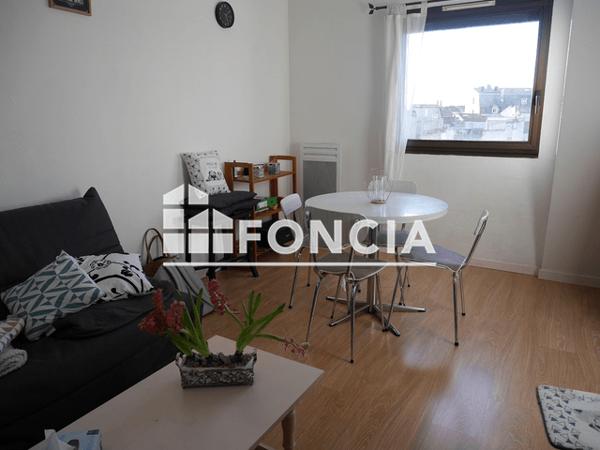 Location Appartement meublé 2 pièces 26.3 m² - 21 RUE DU DUC La Rochelle 17000
