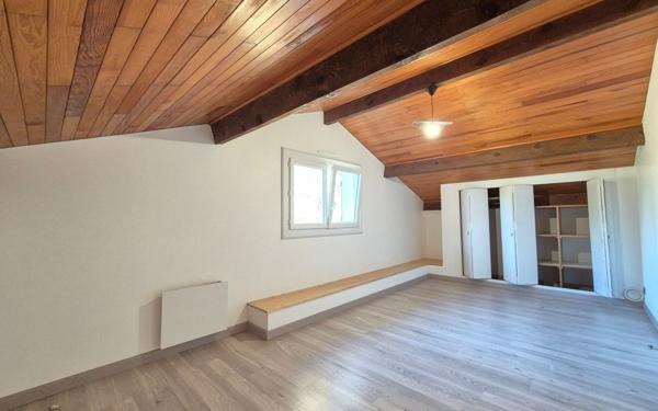 Maison à vendre    5 pièces •  Onesse-et-Laharie