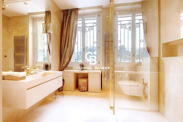 Appartement 5 pièces à vendre Paris 16ème - 75016 / Réf: 21972-FT