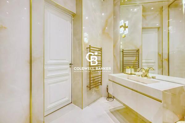 Appartement 5 pièces à vendre Paris 16ème - 75016 / Réf: 21972-FT