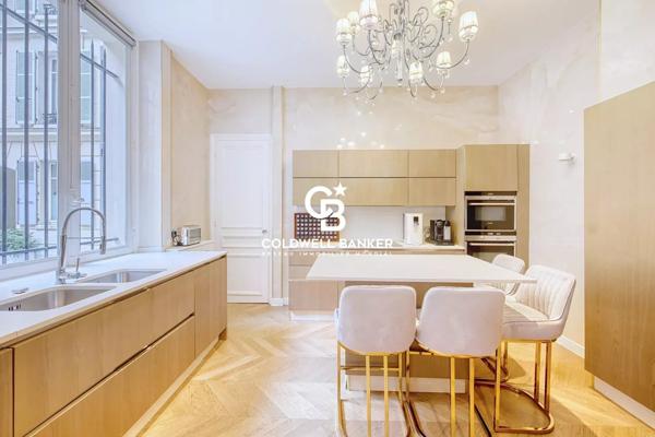 Appartement 5 pièces à vendre Paris 16ème - 75016 / Réf: 21972-FT