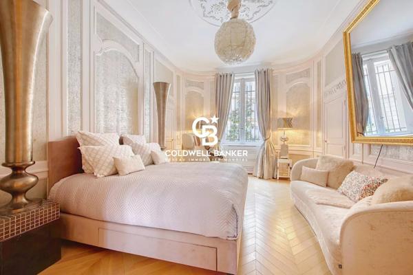 Appartement 5 pièces à vendre Paris 16ème - 75016 / Réf: 21972-FT