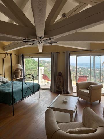 Maison 10 pièces - 355 m²