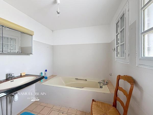 Rare sur le marché : Ensemble immobilier aux multiples possibilités !