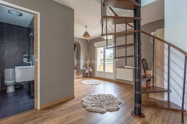 Vente                                                      Maison
                        
                     6 pièces                      156 m2                     à Leuville-sur-Orge