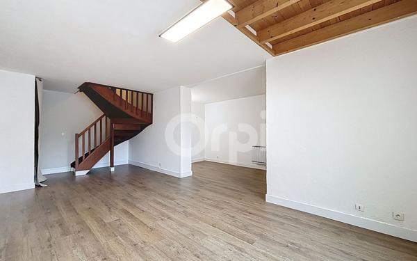 Appartement à louer    3 pièces •  Clermont