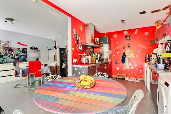 2 REZ-DE-JARDIN - JARDIN 60 m² - CAVE - RÉSIDENCE AVEC GARDIEN