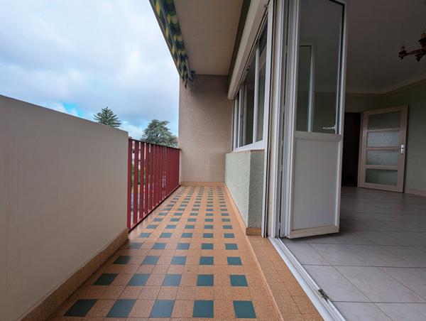 À vendre - Appartement 3 pièces avec balcon, garage et cave
